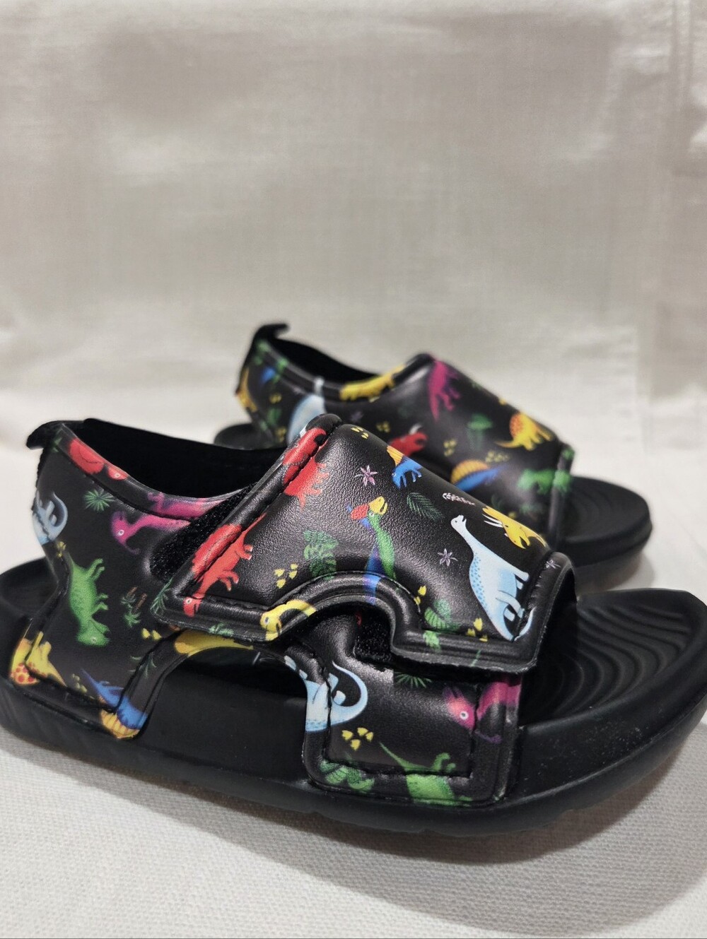 SHEIN Black Kids Sandals with Colorful Dinosaur Print
